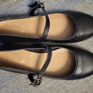 Elegant Black Leather Mary Jane Flats